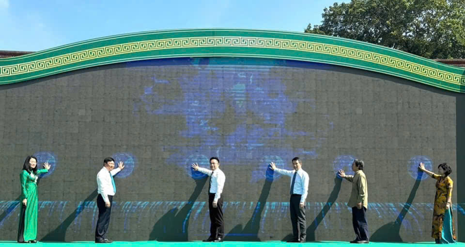 Hà Nội triển khai 10 mô hình xây dựng người Thủ đô thanh lịch, văn minh